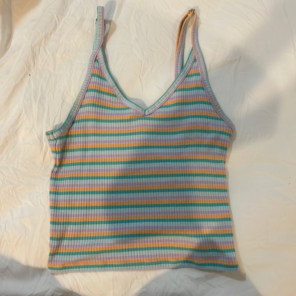 American Eagle Striped crop top !!